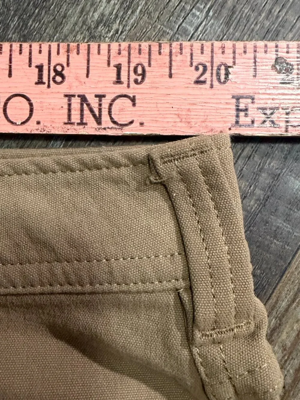 Under Armour Men's 40x30 Loose Fit Khaki Tan Utility Pants with Side Pocket